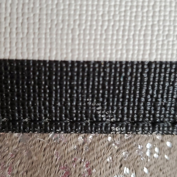 2/$20 Kut fron the Kloth wallet - Picture 6 of 6